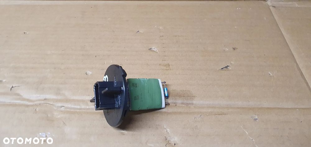 Rezystor dmuchawy opornik Citroen C3 II - 2