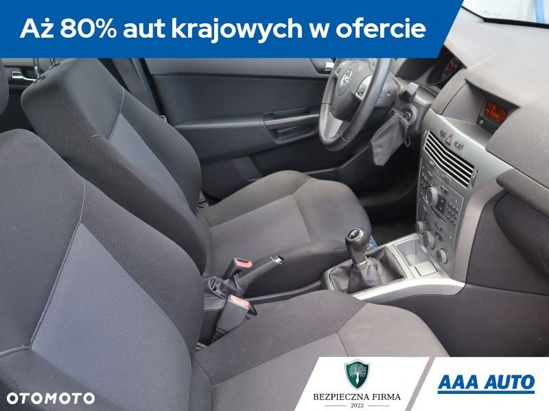Opel Astra - 11