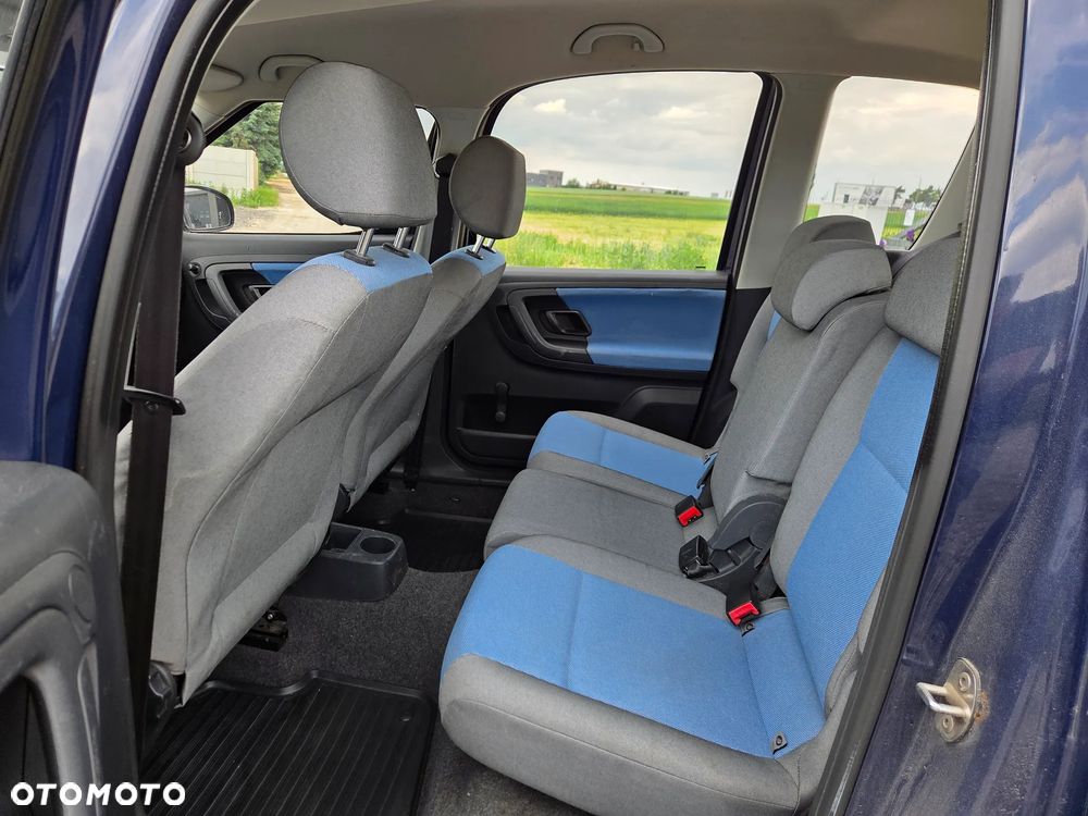 Skoda Roomster 1.2 TSI FAMILY - 11