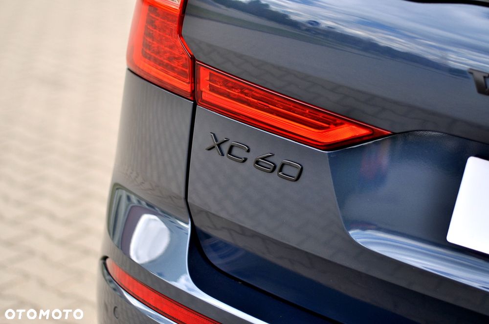 Volvo XC 60 B4 D AWD Geartronic RDesign - 19