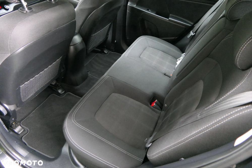 Kia Sportage 1.6 GDI L 2WD - 23