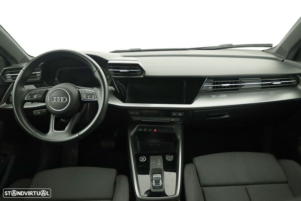 Audi A3 Sportback 45 TFSIe S line - 10