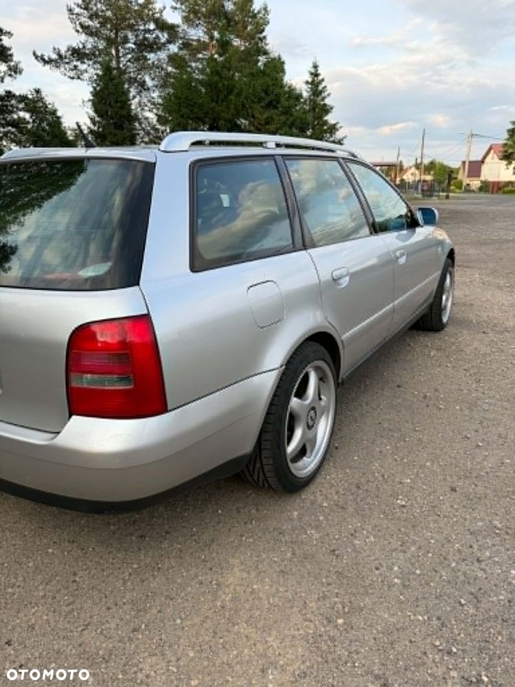 Audi A4 Avant 1.9 TDI Quattro - 8