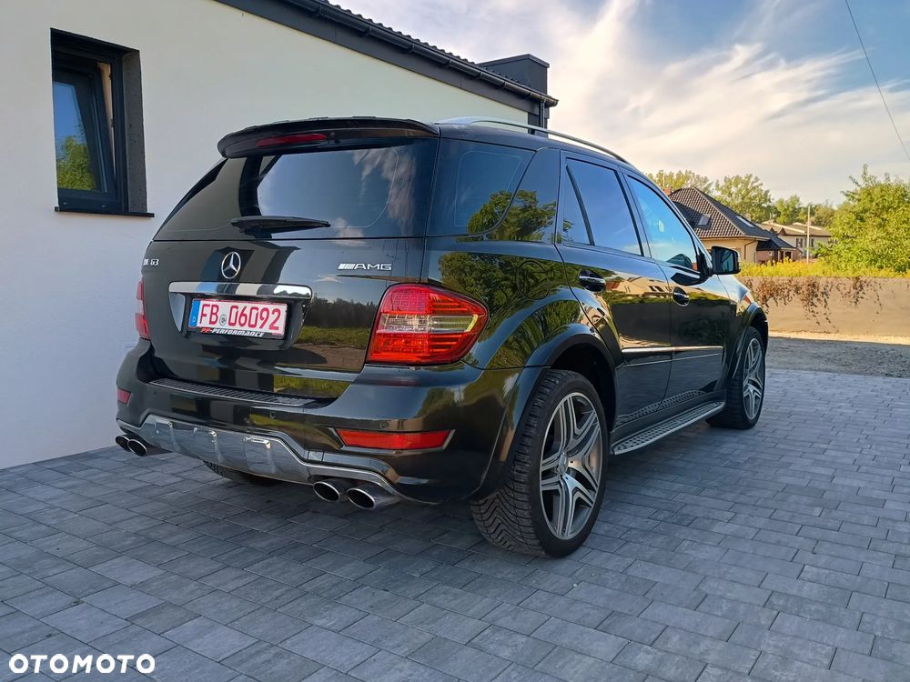 Mercedes-Benz ML 63 AMG 4Matic 7G-TRONIC 10th Anniversary - 6