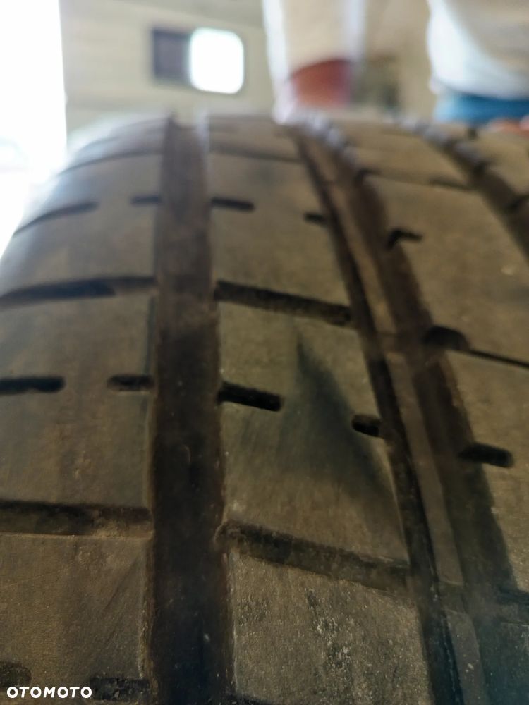 2 Opony Pirelli 255/40/R20 08 2023 - 2