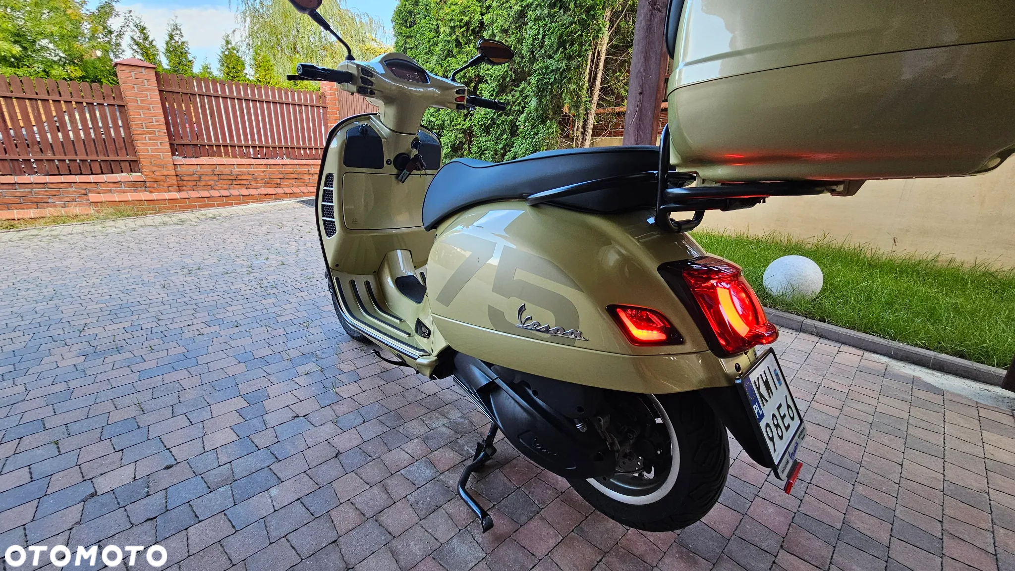 Piaggio Vespa - 14