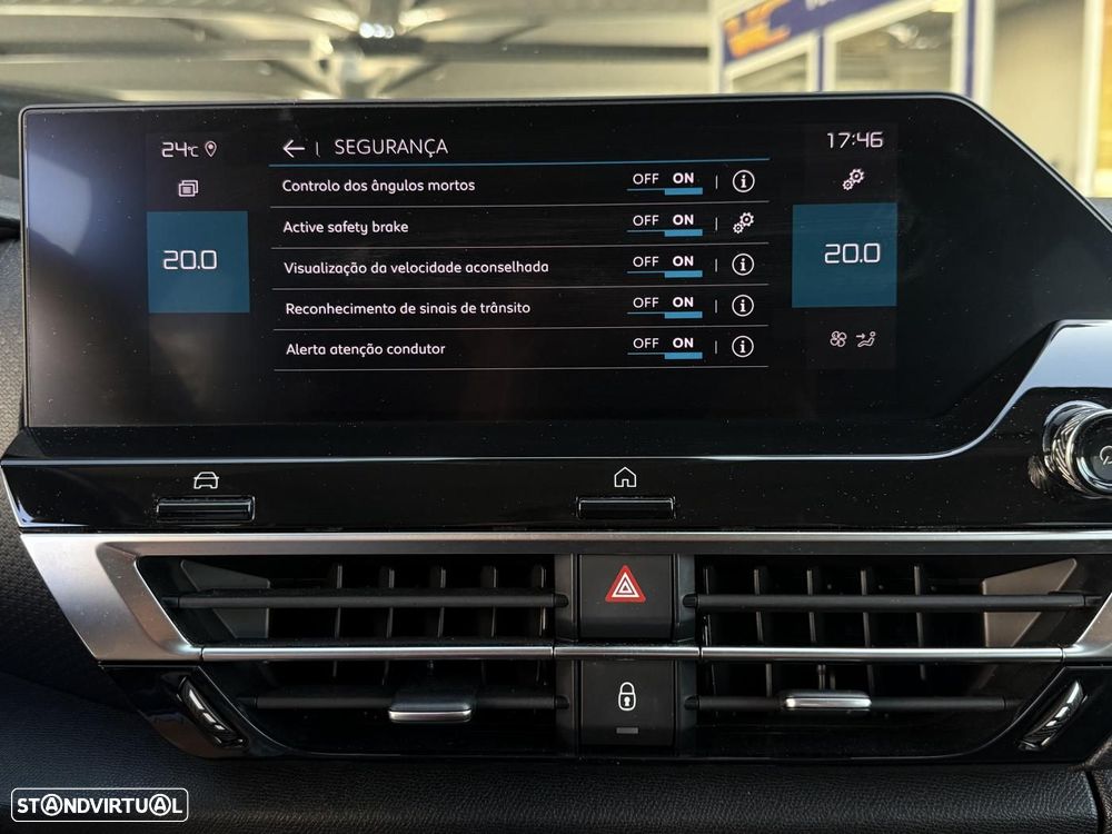 Citroën C4 1.2 PureTech Shine EAT8 - 36