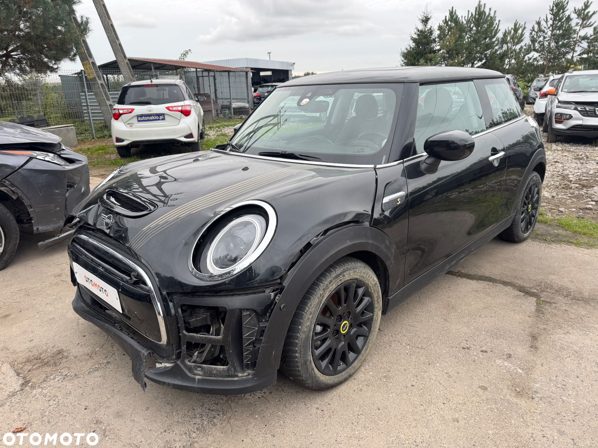 MINI Cooper SE Resolute Edition - 1