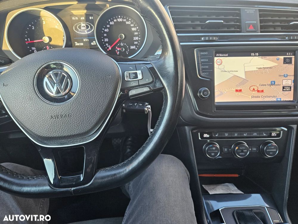 Volkswagen Tiguan 2.0 TDI SCR 4MOTION (BlueMotion Techn.) DSG Highline - 2