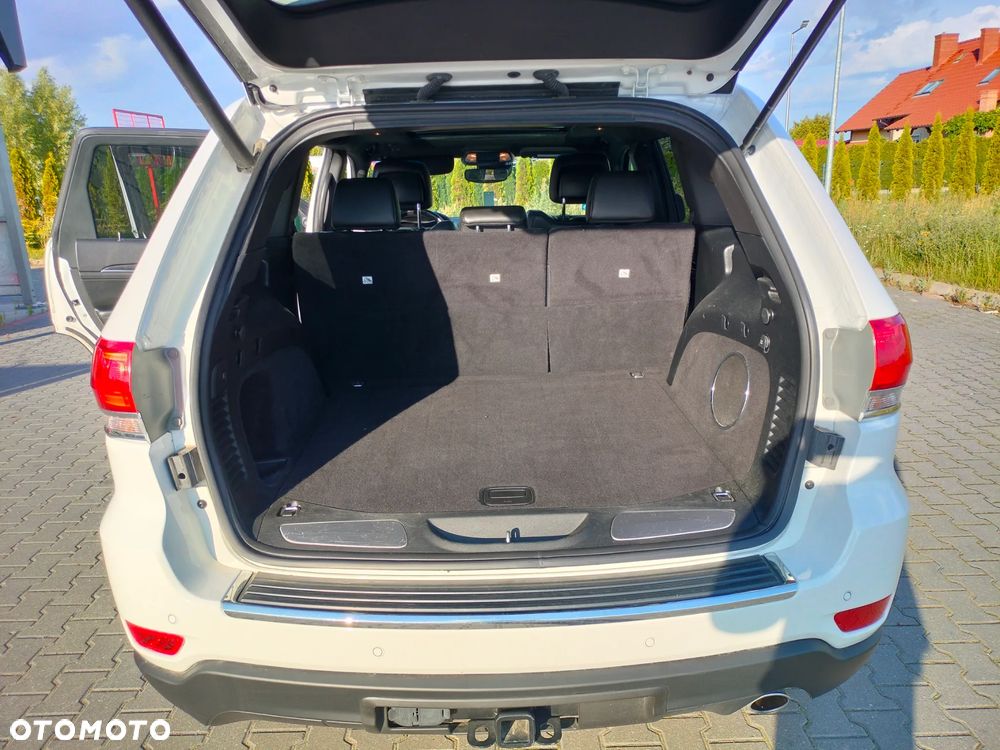 Jeep Grand Cherokee - 13