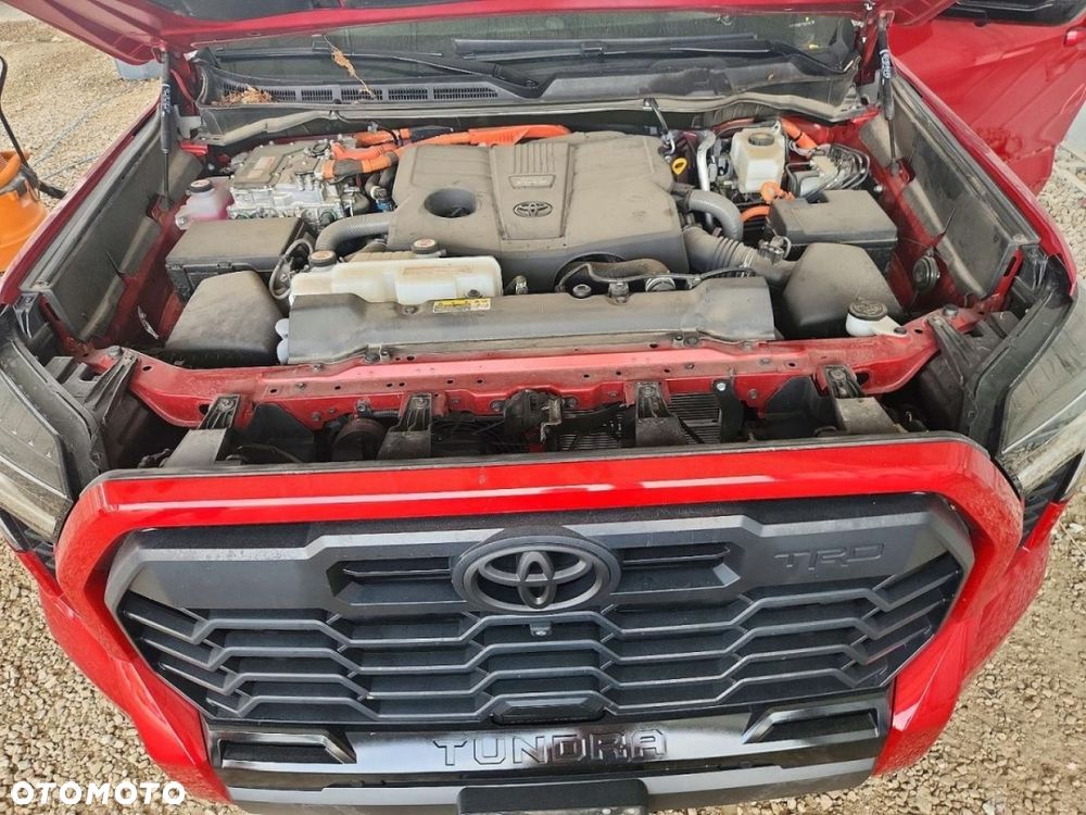 Toyota Tundra - 11