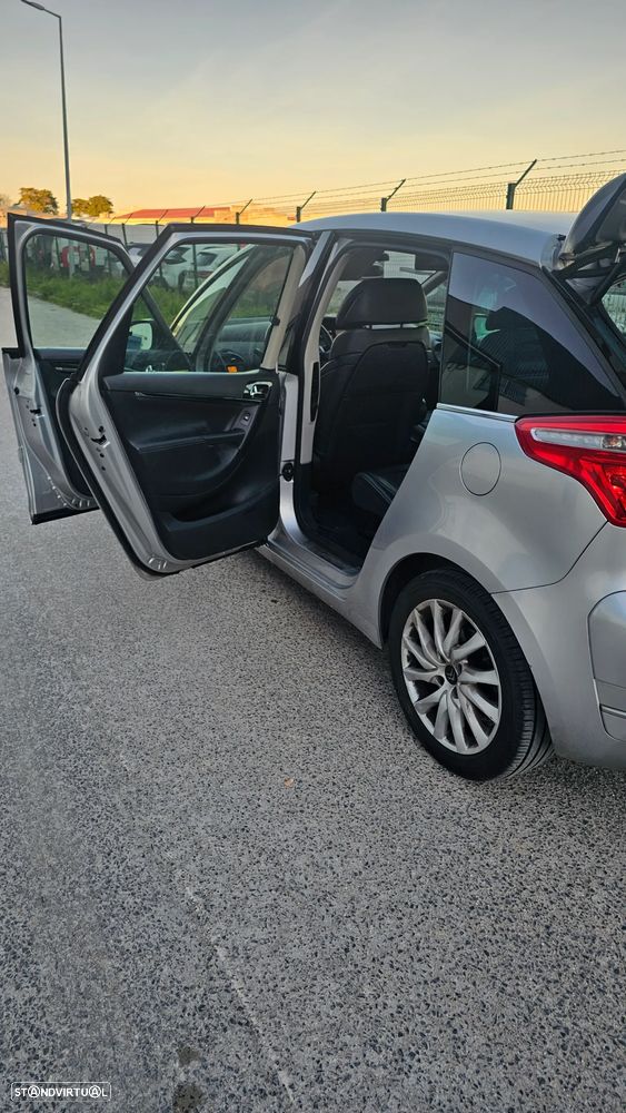 Citroën C4 Picasso 1.6 HDi Exclusive CMP6 - 6