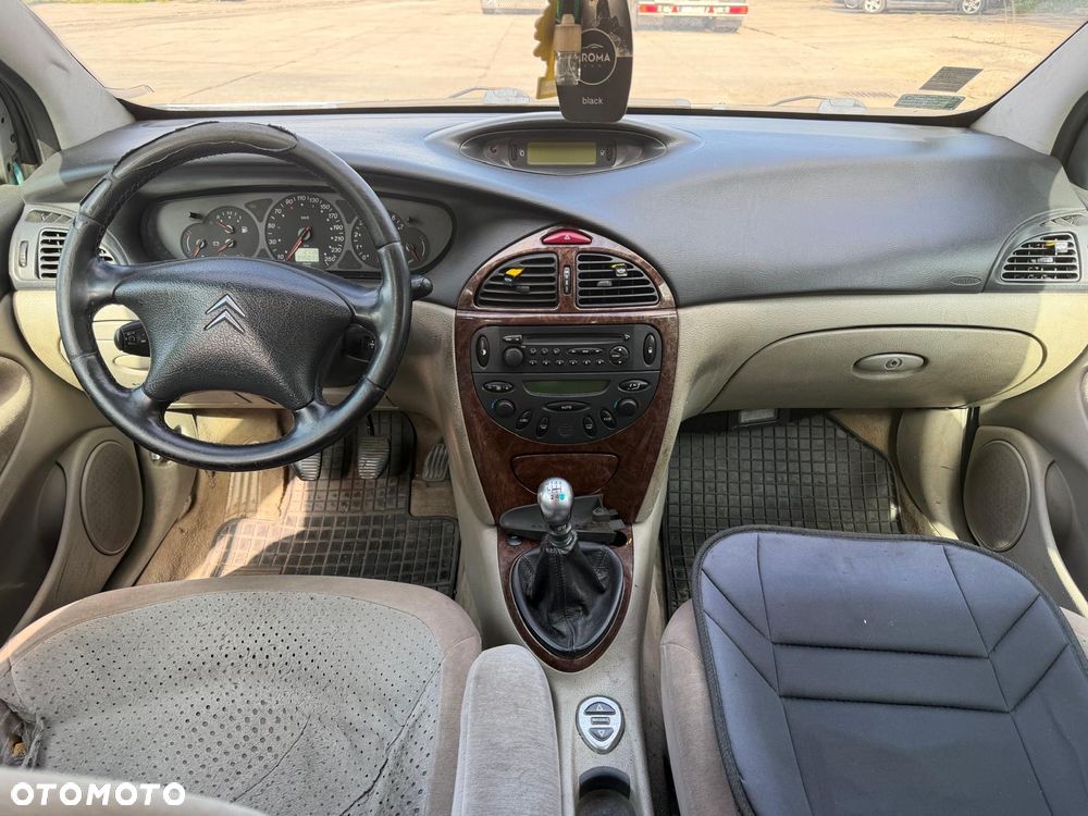 Citroën C5 2.2 HDi SX - 10