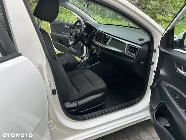 Kia Rio 1.2 Vision - 21