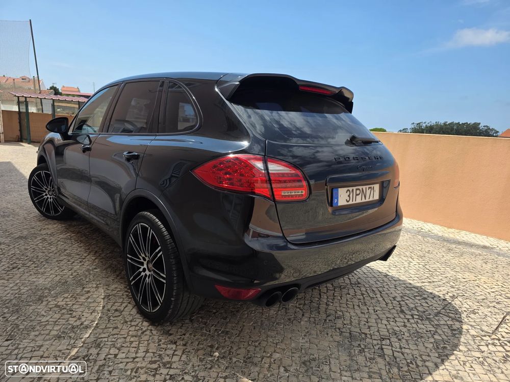 Porsche Cayenne Tiptronic S - 4