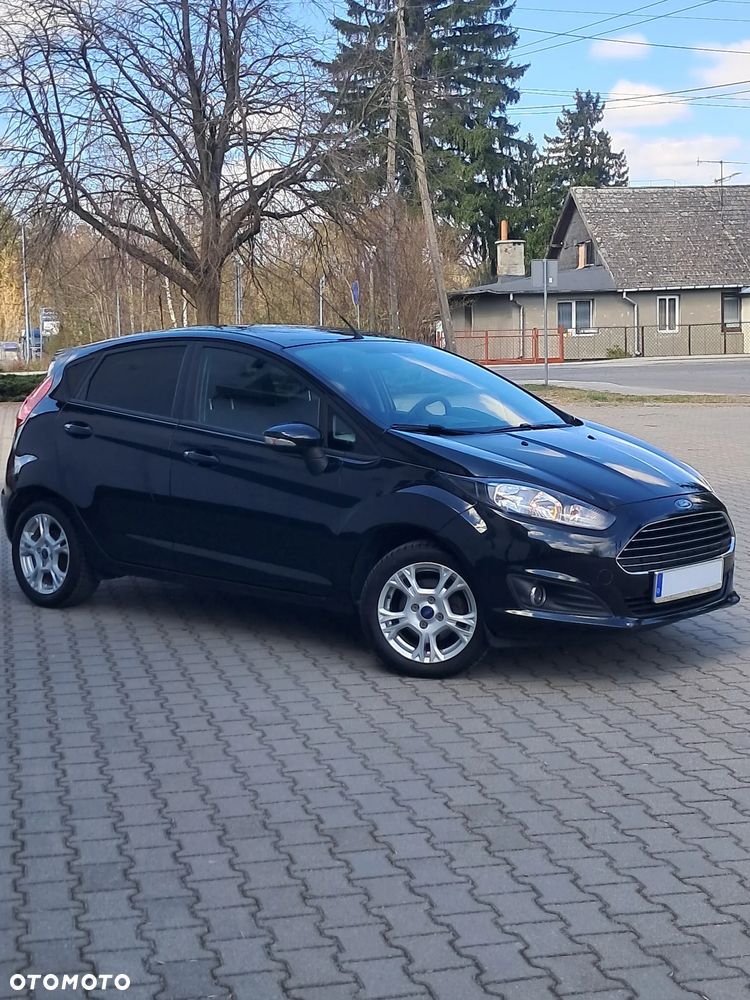 Ford Fiesta 1.0 Champions Edition - 16