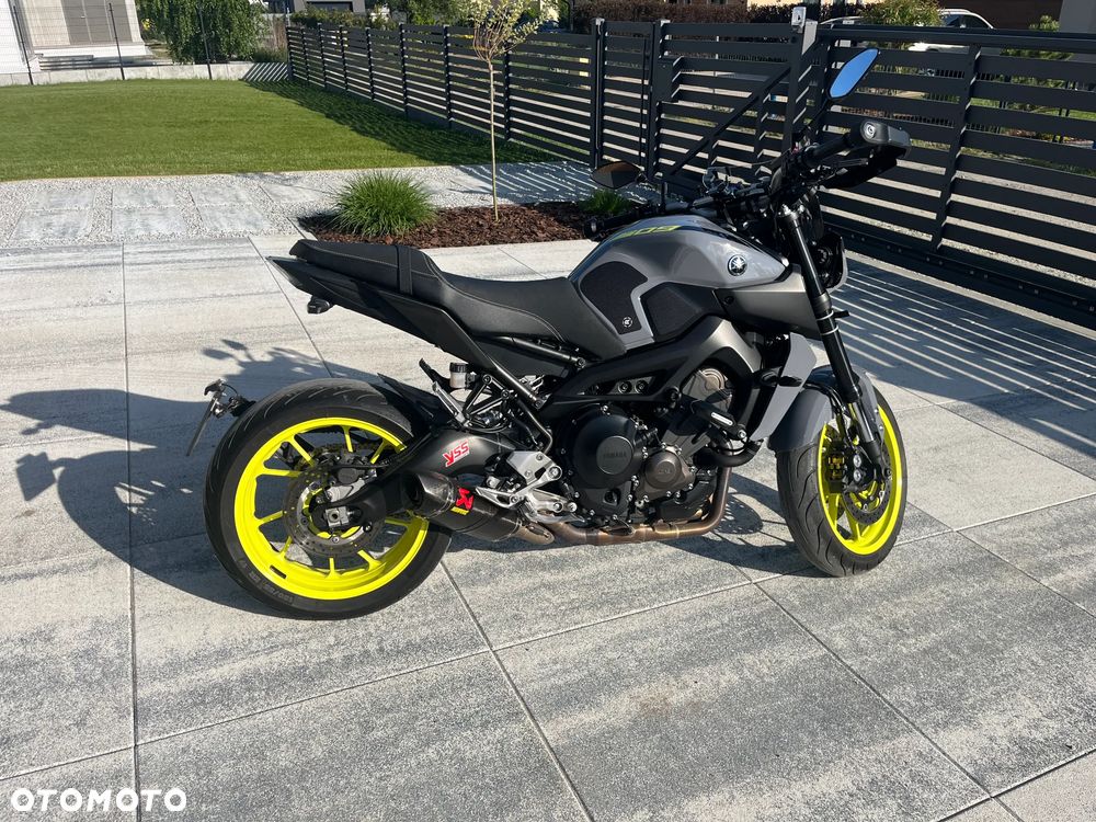 Yamaha MT - 1