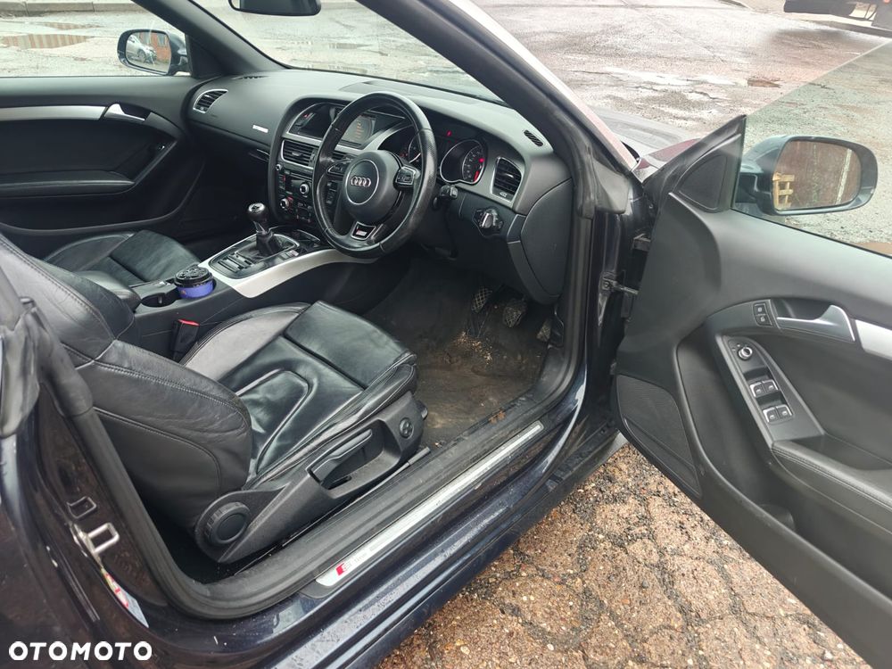 Audi A5 Cabrio 2.0 TDI DPF - 9