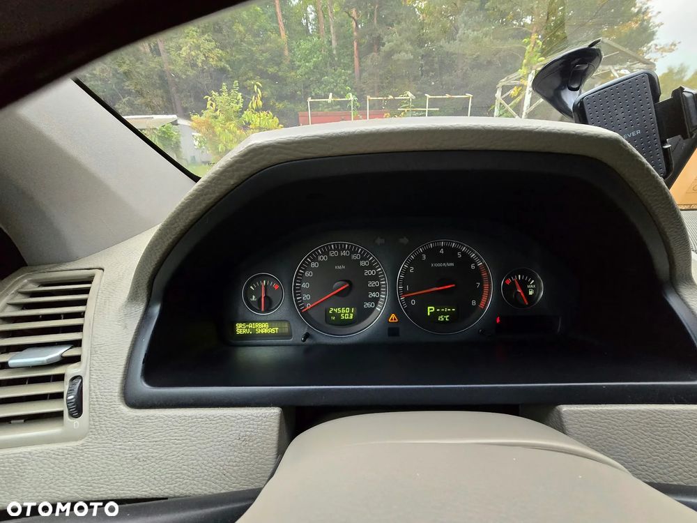 Volvo XC 90 - 23