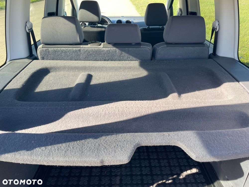 Volkswagen Caddy - 12
