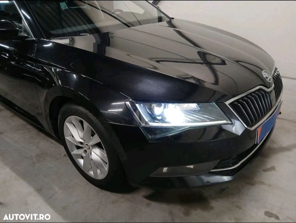 Skoda Superb 1.6 TDI DSG Style - 2
