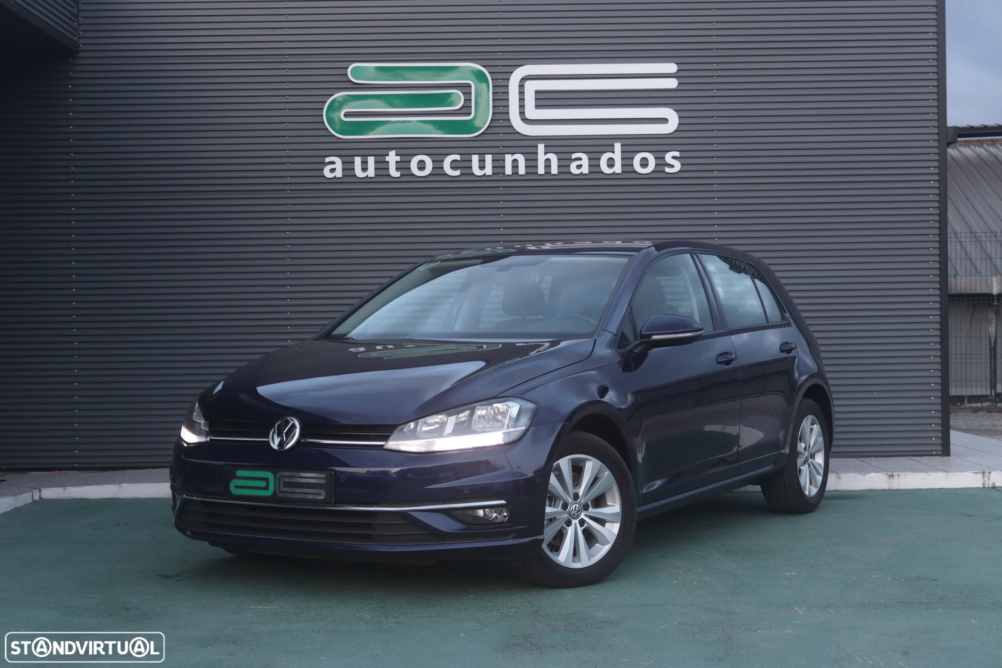 VW Golf 1.6 TDI Highline - 3