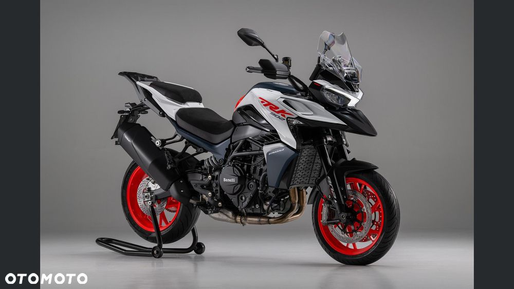 Benelli Inny