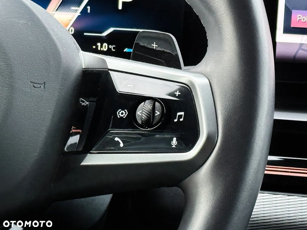 BMW Seria 5 520d - 23