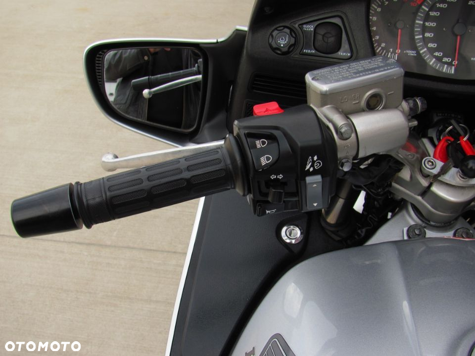 Honda ST - 11
