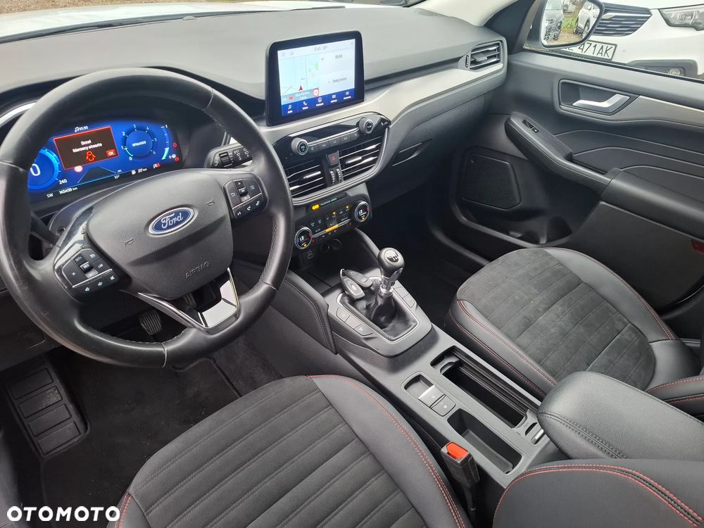 Ford Kuga - 9