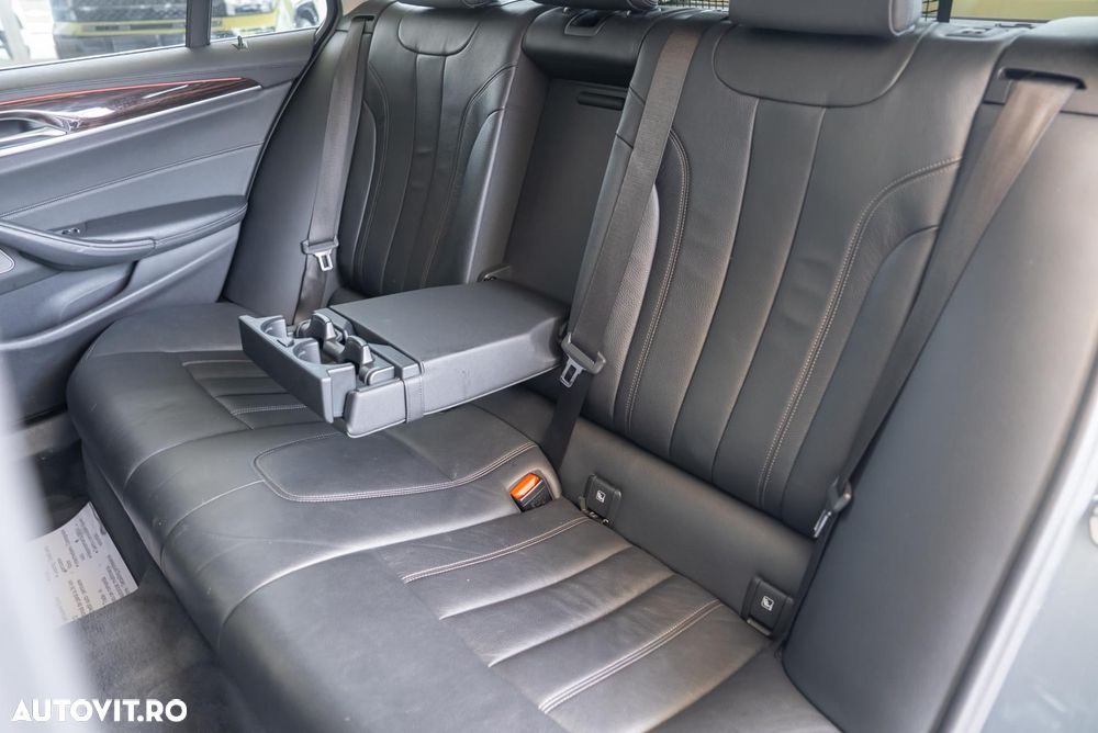 BMW Seria 5 520d Aut. Luxury Line - 25