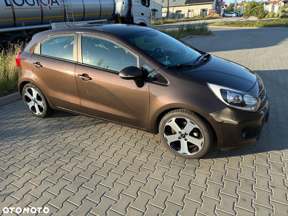 Kia Rio 1.4 XL - 1