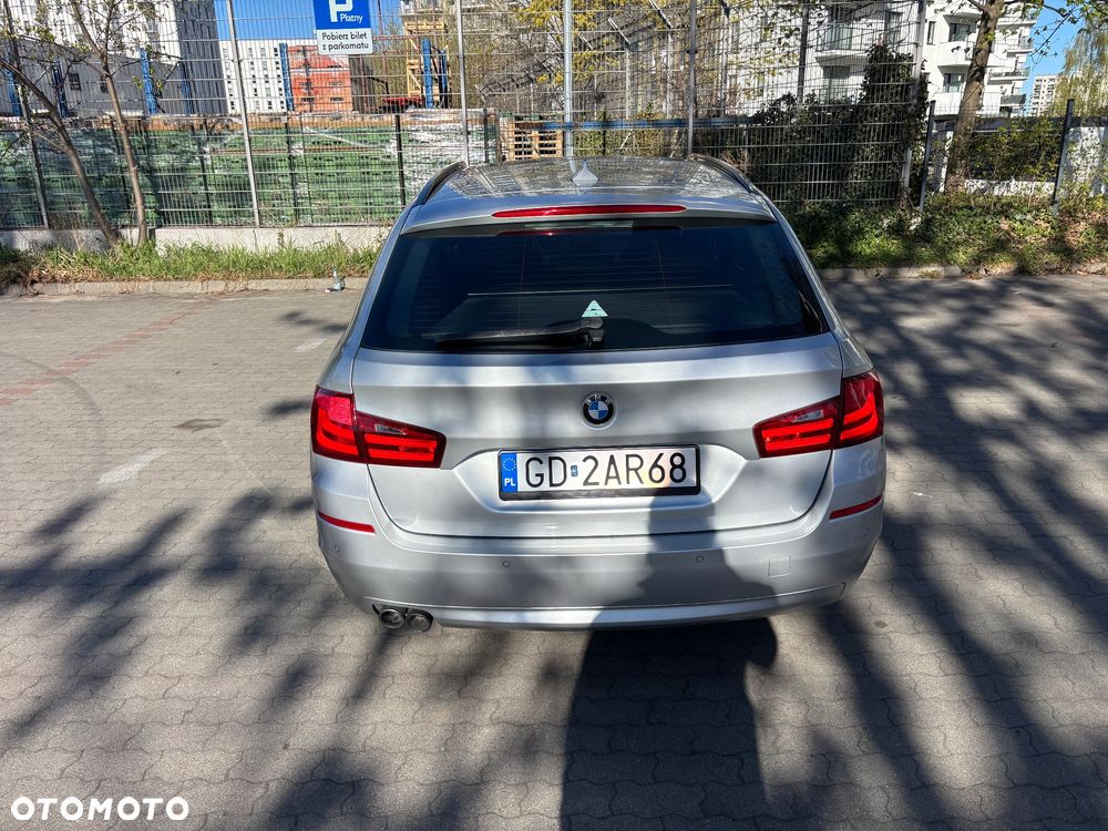 BMW Seria 5 520d - 6