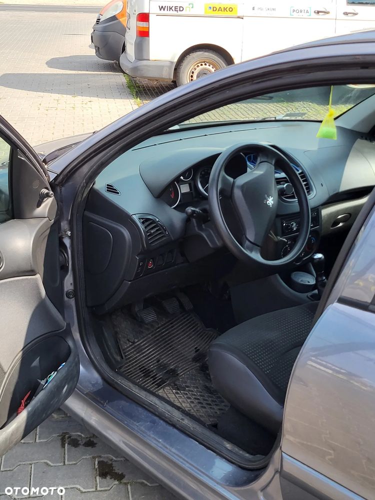 Peugeot 206 plus 1.1 Presence - 19