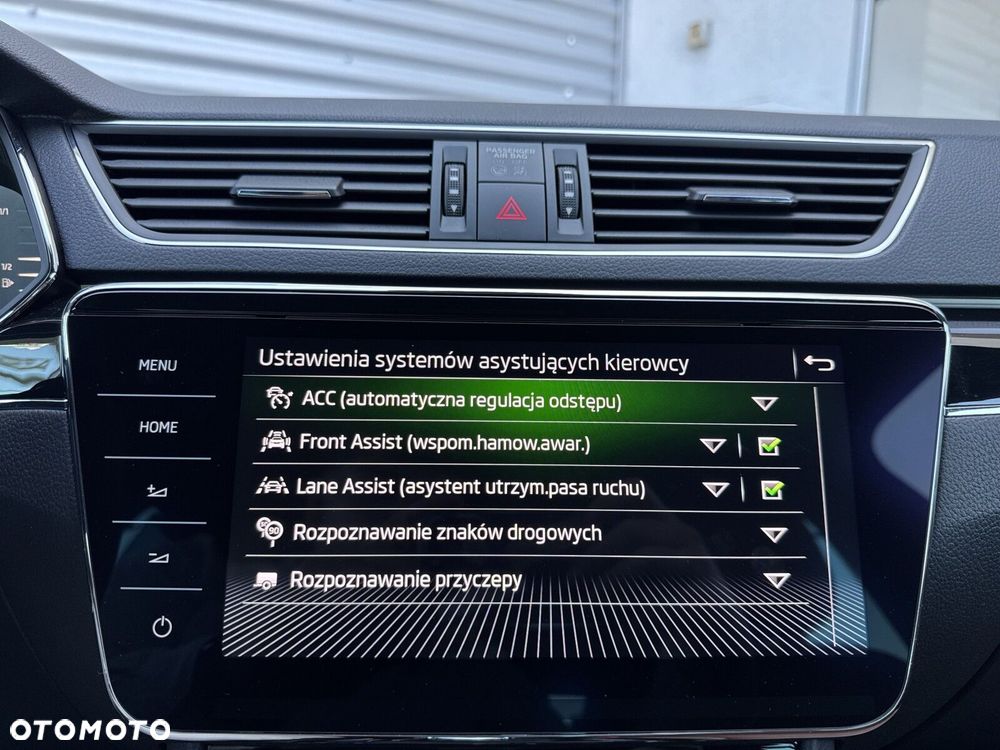 Skoda Superb 2.0 TDI SCR L&K DSG - 28