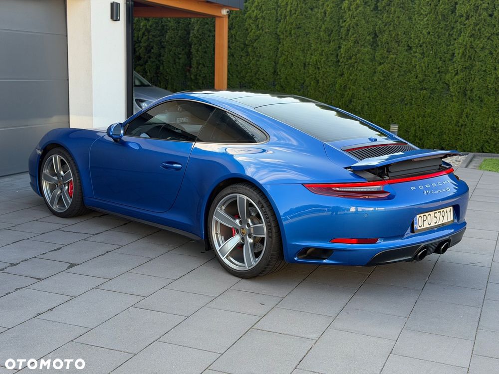 Porsche 911 Carrera 4S PDK - 40