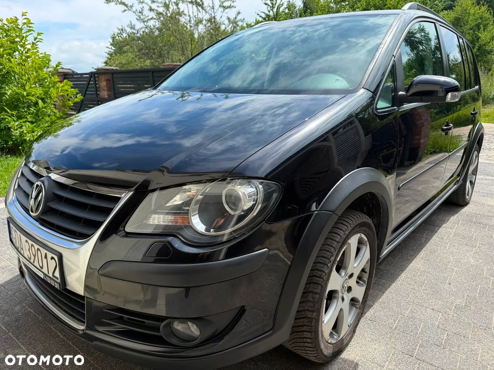 Volkswagen Touran 1.4 TSI Cross - 1