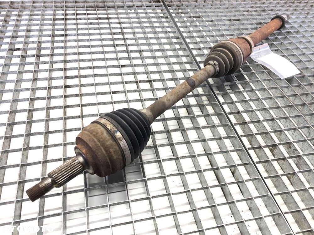 PÓŁOŚ PRAWY PRZÓD  RENAULT SCÉNIC III (JZ0/1_) 2008 - 2022 1.4 16V (JZ0F, JZ1V) 96 kW [131 KM] - 2