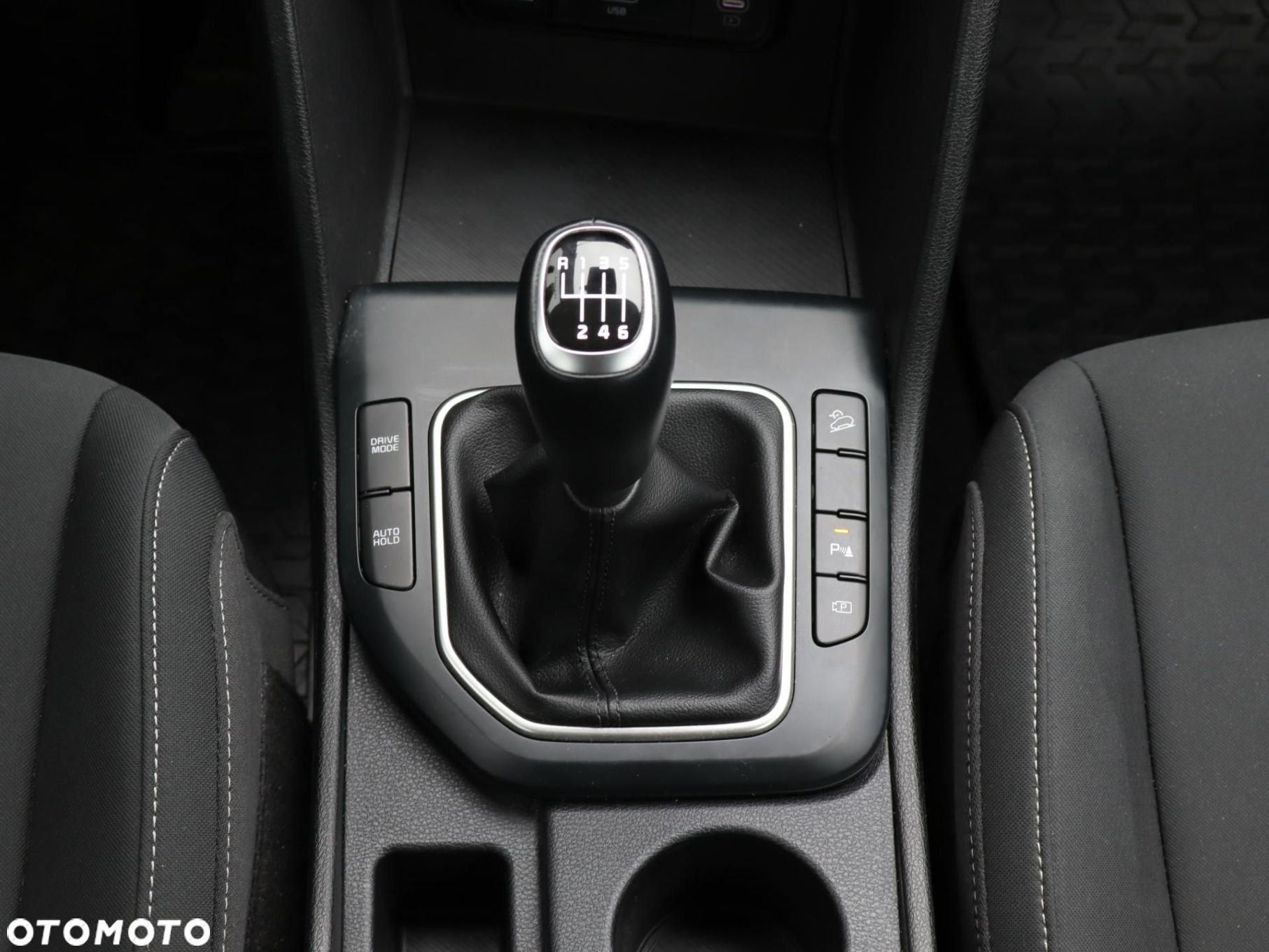 Kia Sportage - 13