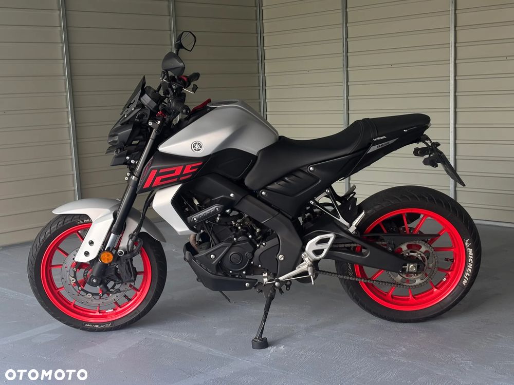 Yamaha MT - 2