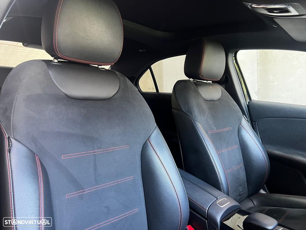 Mercedes-Benz A 250 Limousine e AMG Line - 15