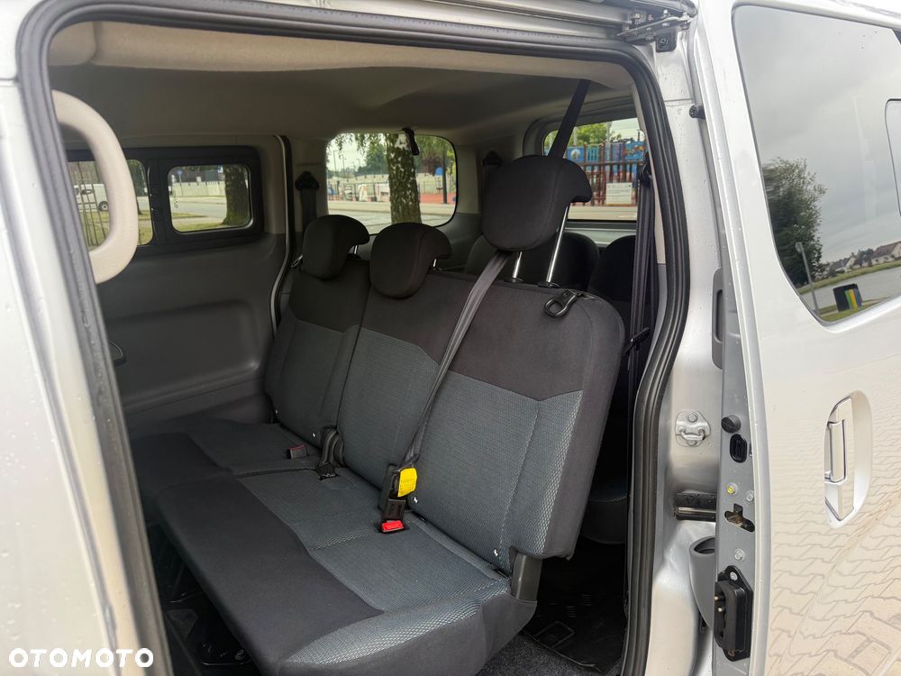 Nissan NV200 Evalia - 14