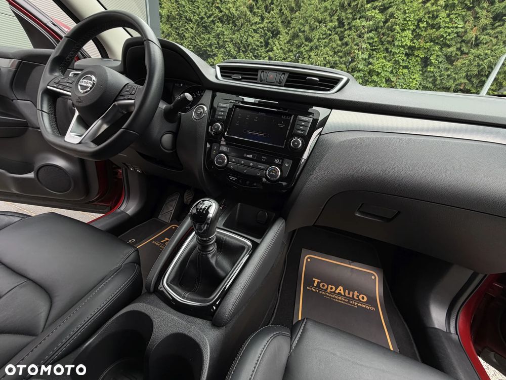 Nissan Qashqai 1.3 DIG-T Tekna - 16