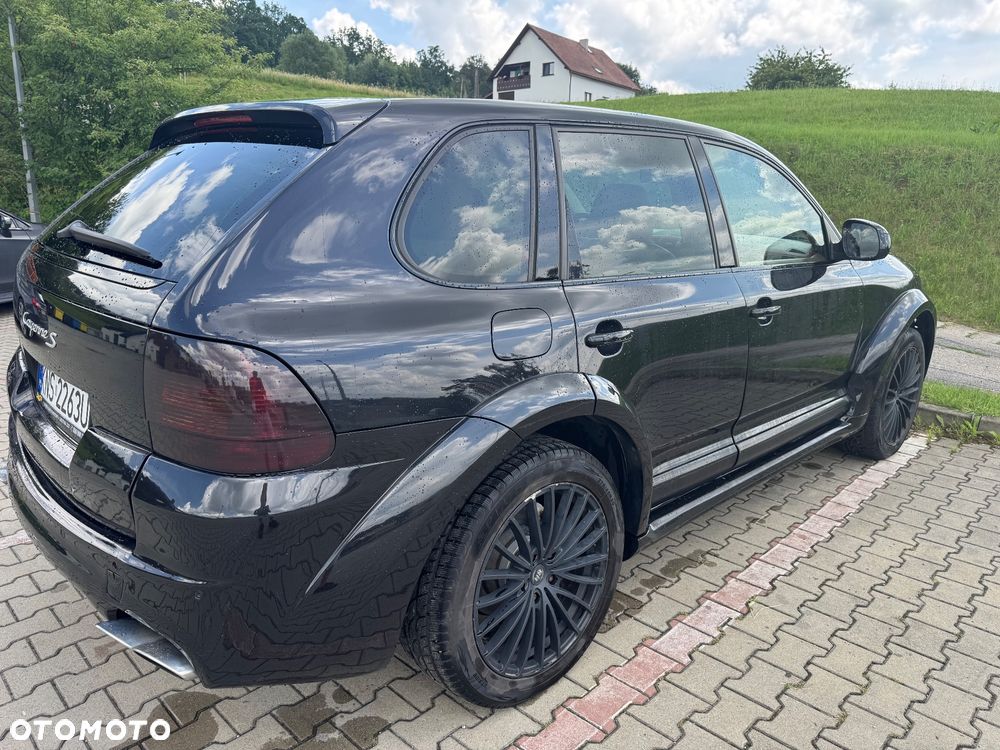 Porsche Cayenne - 7