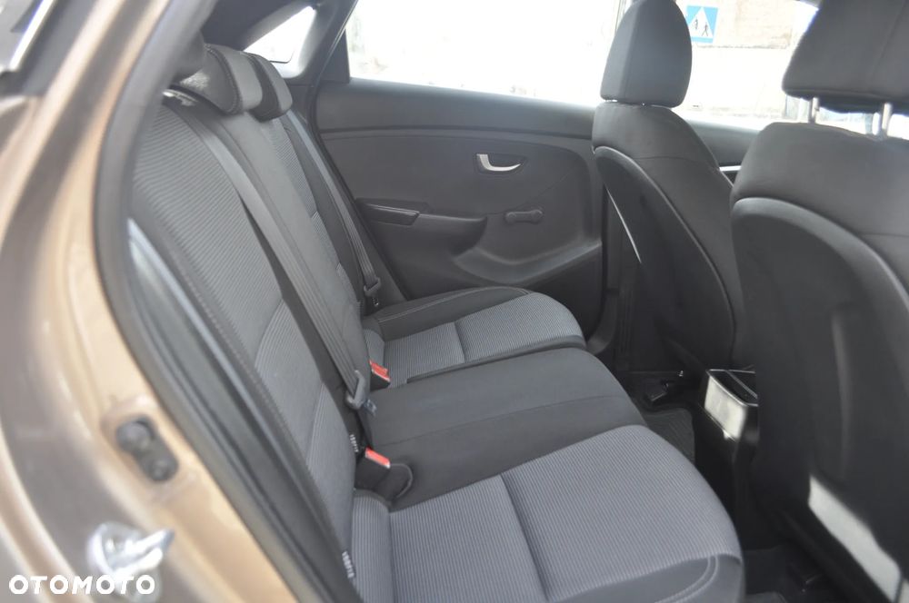 Hyundai i30 1.4 Classic - 8