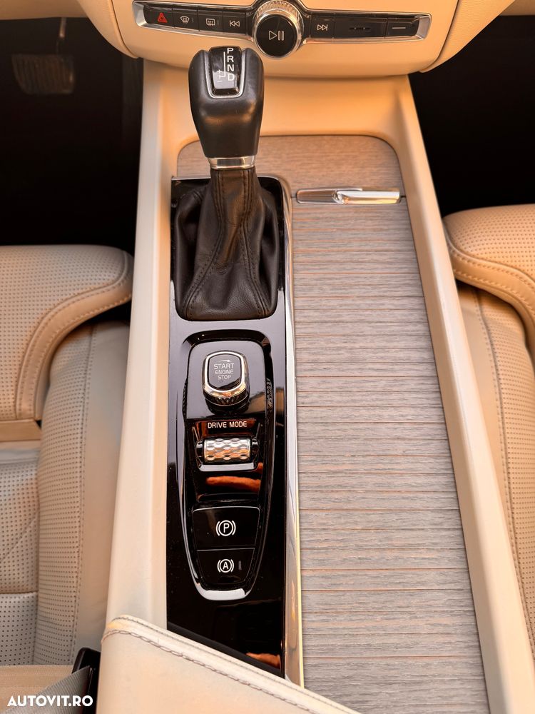 Volvo XC 60 D4 Inscription - 16