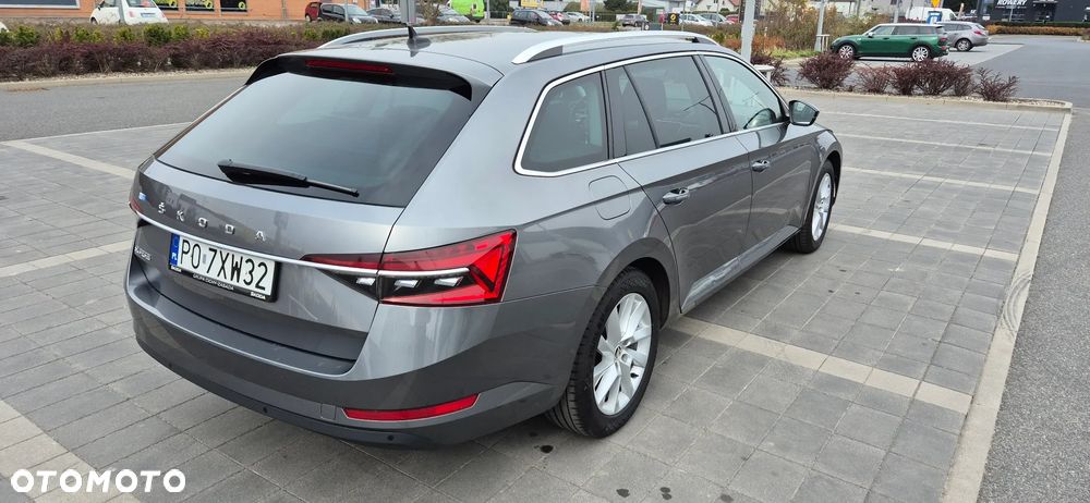 Skoda Superb 2.0 TDI SCR Style DSG - 3
