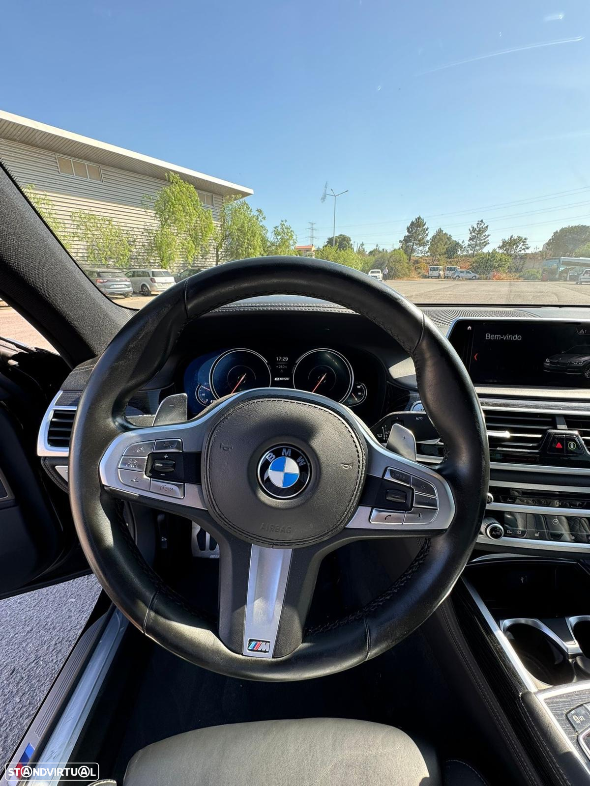 BMW 740 Le xDrive iPerformance Pack M - 14