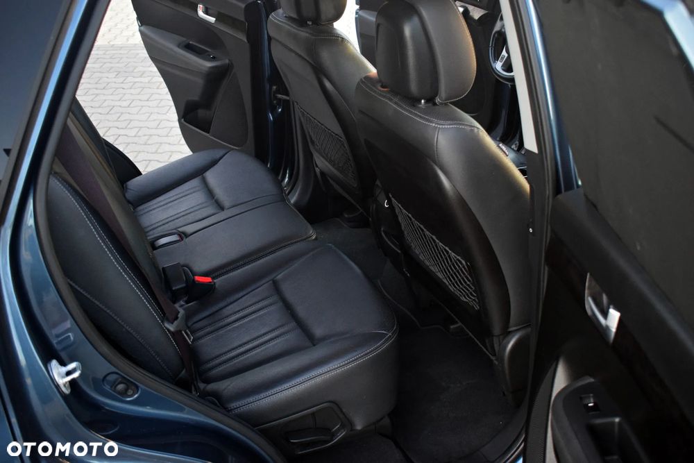 Kia Sorento 2.4 GDI XL 7os - 9