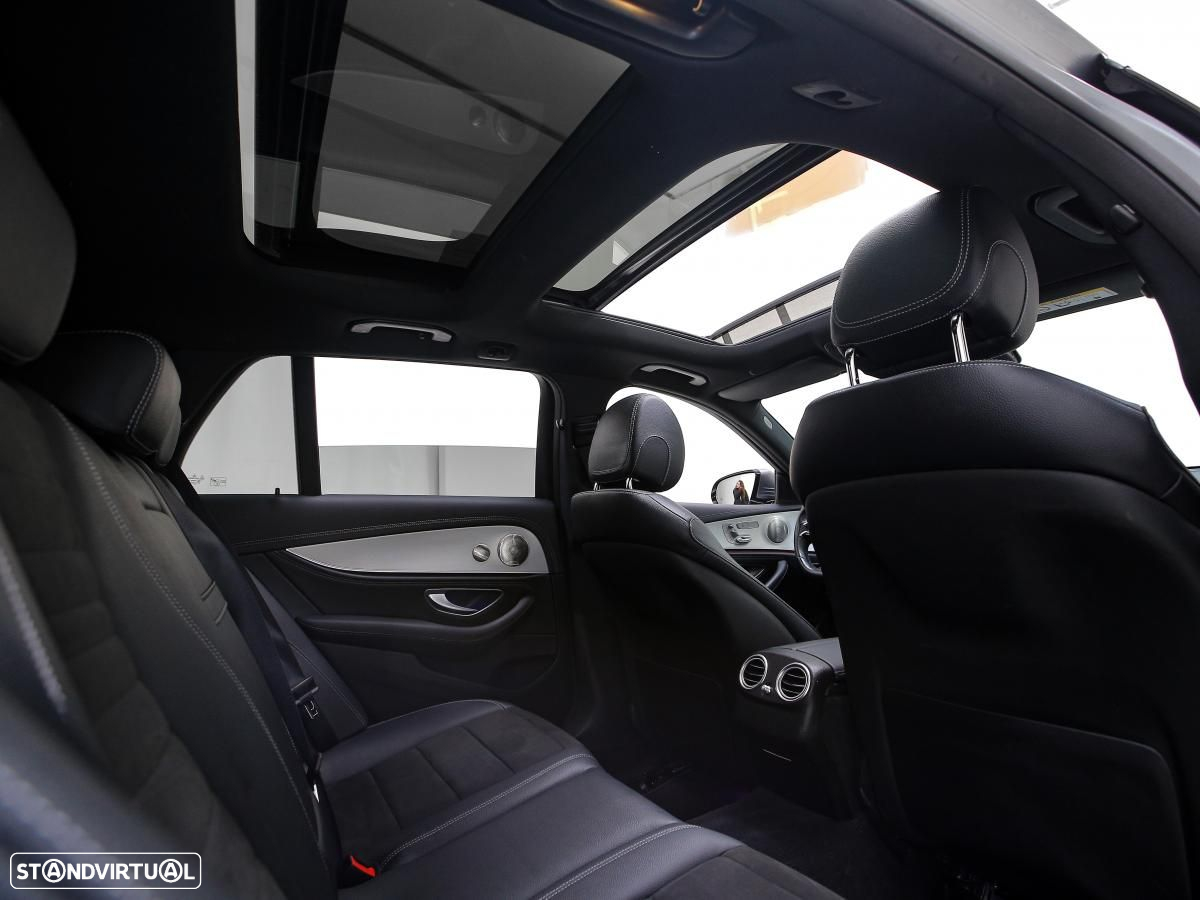Mercedes-Benz E 300 de AMG Line - 12